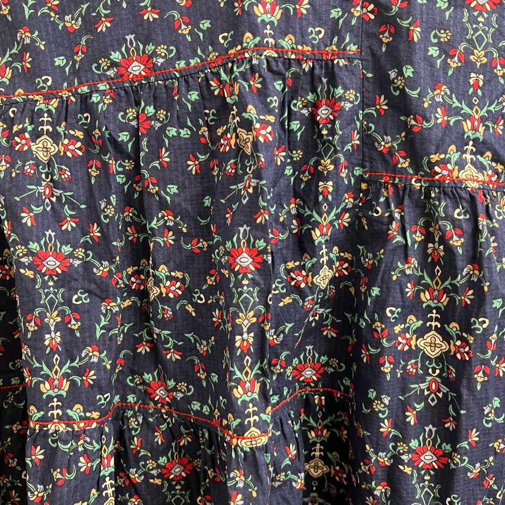 Tangy Floral pattern Blouse - Picture 4 of 5